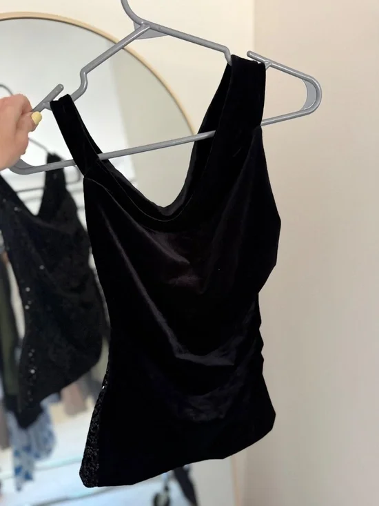 Emporio Armani | Black Sequin Off-Shoulder Blouse | Size 40 - Picture 5 of 6